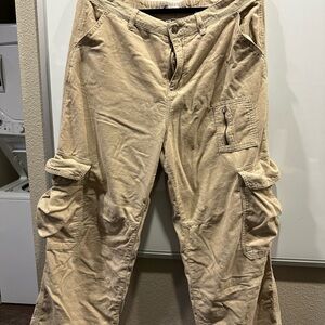 Women’s Tan Cargo Pants